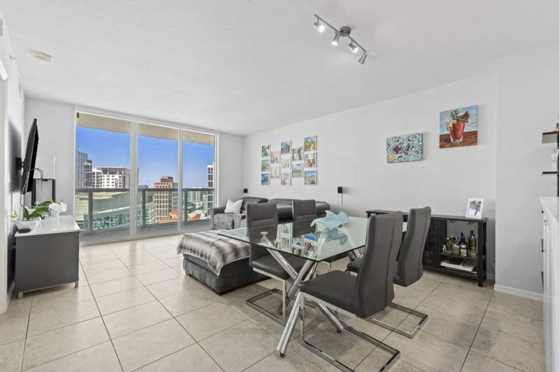 1 bedroom Condominium at 347 N New River Drive #2707, Watergarden Condo, Fort Lauderdale — photo 4