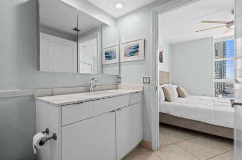 347 N New River Drive #2707, Fort Lauderdale FL - photo 6 of 47