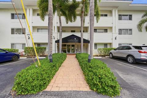 2881 NE 32nd Street #118, Fort Lauderdale FL - photo 14 of 33