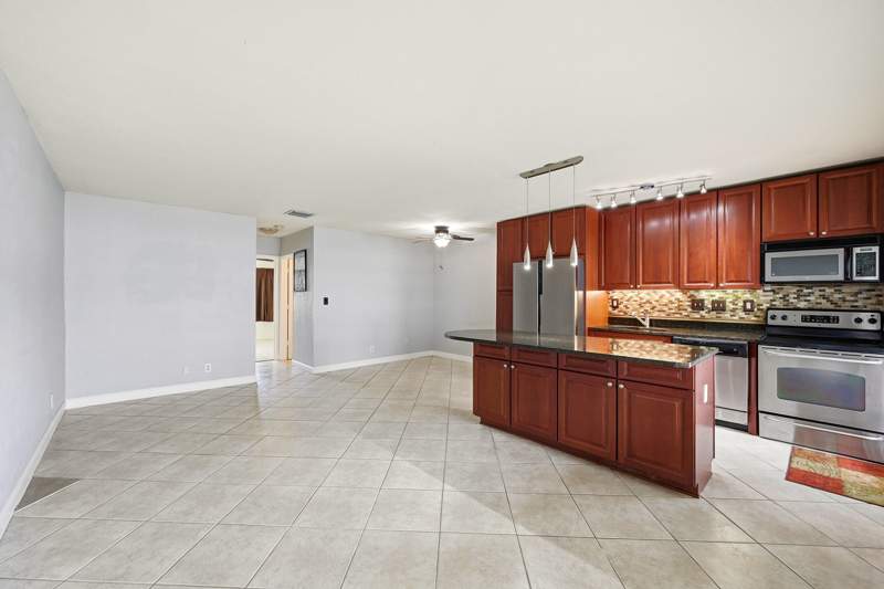 1 bedroom Condominium at 2881 NE 32nd Street #118, Waterside On The Intracoastal, Fort Lauderdale — photo 3