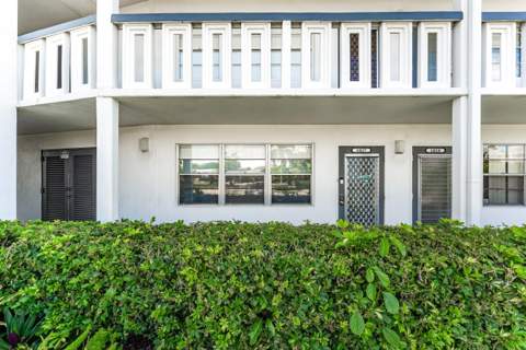 1017 Harwood C, Deerfield Beach FL - photo 14 of 19