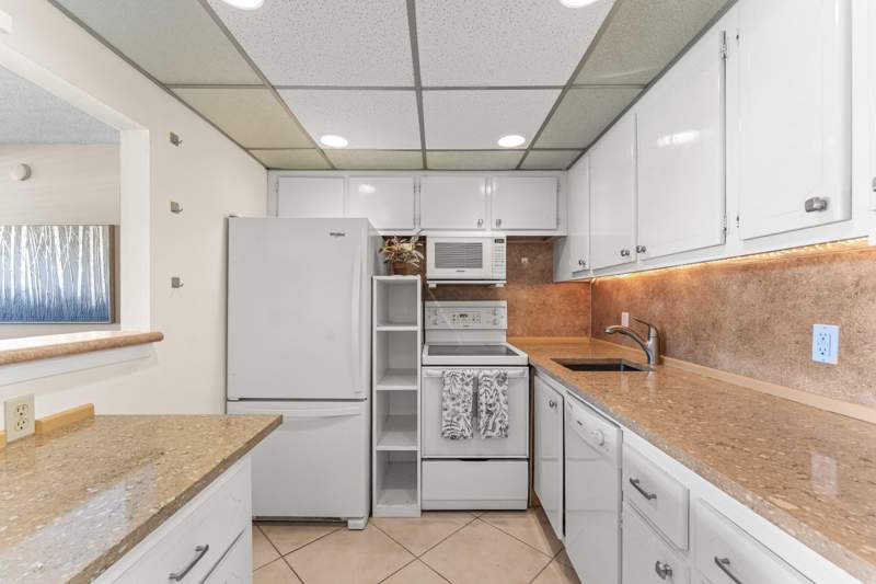 1 bedroom Condominium at 1017 Harwood C, Harwood C Condo, Deerfield Beach — photo 5