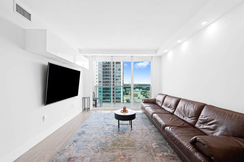 1 bedroom Condominium at 350 SE 2nd Street #2280, 350 Las Olas Place Condo, Fort Lauderdale — photo 4