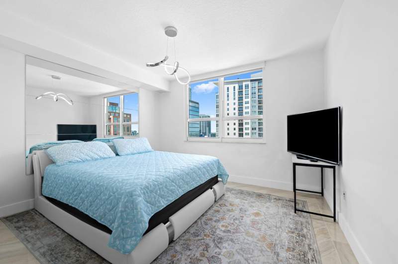 1 bedroom Condominium at 350 SE 2nd Street #2280, 350 Las Olas Place Condo, Fort Lauderdale — photo 5
