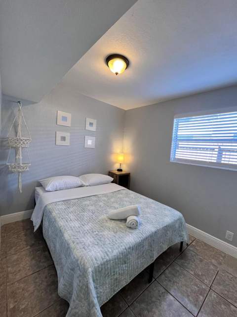 118 SW 12th Avenue, Delray Beach FL - photo 11 of 20