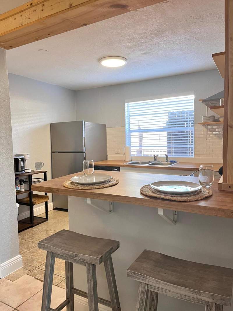 4 bedroom Single Family Residence at 118 SW 12th Avenue, Atlantic Park Gardens Delray, Delray Beach — photo 4