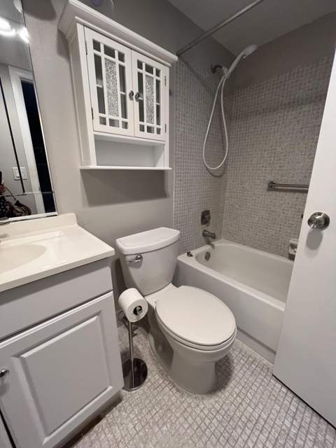 119 E Westbury #119, Deerfield Beach FL - photo 10 of 11