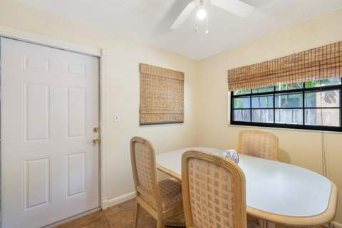 713 NE 35th Street, Oakland Park FL - photo 16 of 23
