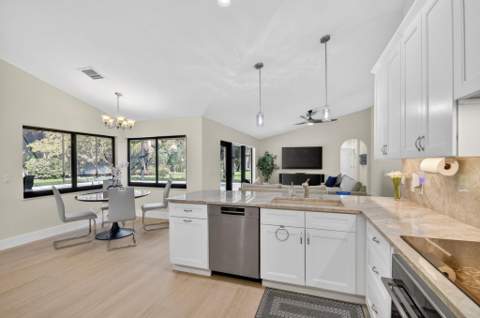 13399 Doubletree Circle, Wellington FL - photo 20 of 74