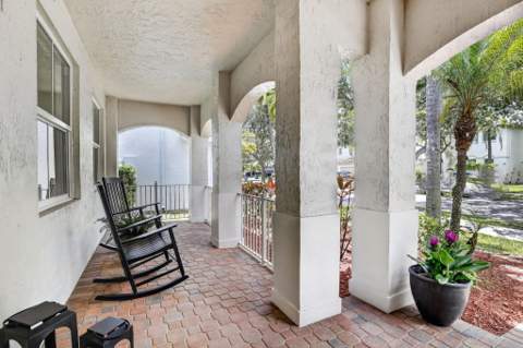 4299 Laurel Ridge Circle, Weston FL - photo 16 of 104