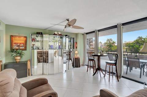 4740 S Ocean Boulevard #202, Highland Beach FL - photo 14 of 58