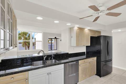 1950 SW Palm City Road #13-301, Stuart FL - photo 19 of 52