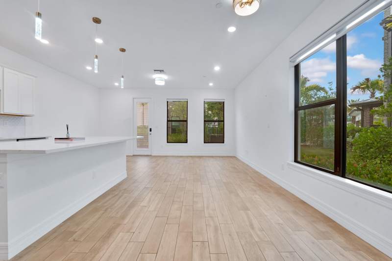 3 bedroom Townhouse at 8358 NW 7th Place, American Express Tract, Plantation — photo 5