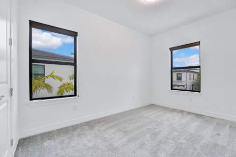 8358 NW 7th Place, Plantation FL - photo 12 of 32