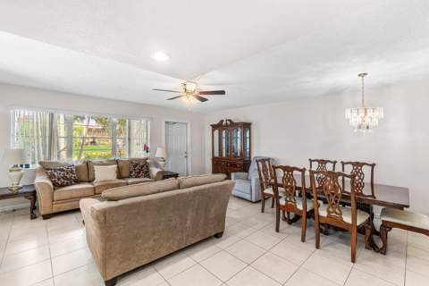 57 Canterbury, West Palm Beach FL - photo 8 of 25