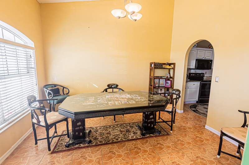 4 bedroom Single Family Residence at 1019 SW California Boulevard, Port St Lucie Section 8, Port St. Lucie — photo 3