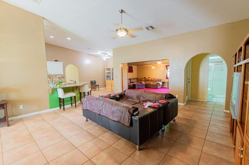4 bedroom Single Family Residence at 1019 SW California Boulevard, Port St Lucie Section 8, Port St. Lucie — photo 4