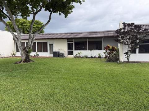 212 Lake Susan Lane, West Palm Beach FL - photo 14 of 44