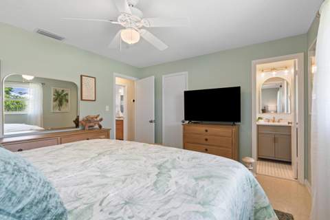 1621 Frances Avenue, Fort Pierce FL - photo 18 of 46