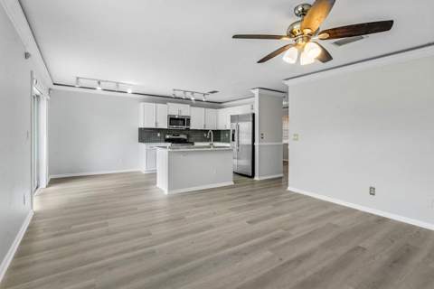 3260 Commodore Court, West Palm Beach FL - photo 6 of 28