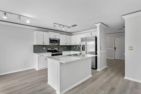 3260 Commodore Court, West Palm Beach FL - photo 9 of 28