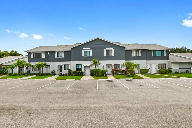 1 bedroom Condominium at 2641 Gately Drive #503, Arbours Of The Palm Beaches, West Palm Beach — photo 2