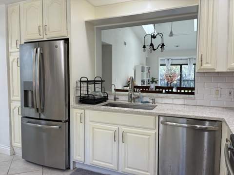 7895 La Mirada Drive, Boca Raton FL - photo 16 of 42