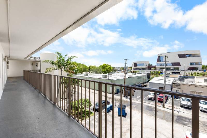 2 bedroom Condominium at 4501 NE 21 Avenue #406, Coral Ridge East Condo, Fort Lauderdale — photo 3