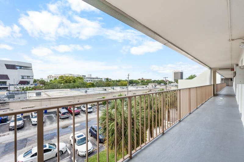 2 bedroom Condominium at 4501 NE 21 Avenue #406, Coral Ridge East Condo, Fort Lauderdale — photo 4
