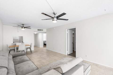 4501 NE 21 Avenue #406, Fort Lauderdale FL - photo 15 of 26