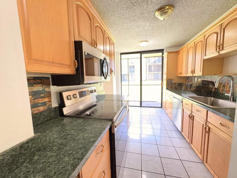 2 bedroom Condominium at 3590 Blue Lake Drive #104, Blue Lake Apts Condo, Pompano Beach — photo 5