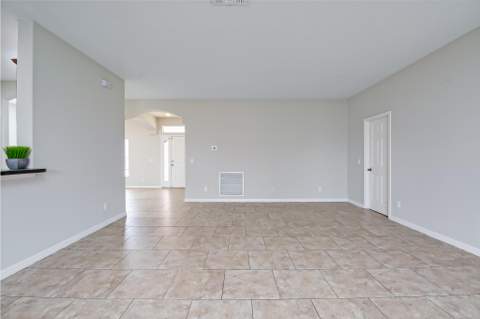 232 SW Aldoro Place, Port St. Lucie FL - photo 8 of 29