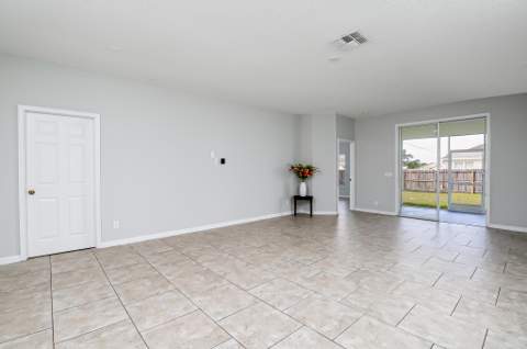 232 SW Aldoro Place, Port St. Lucie FL - photo 7 of 29