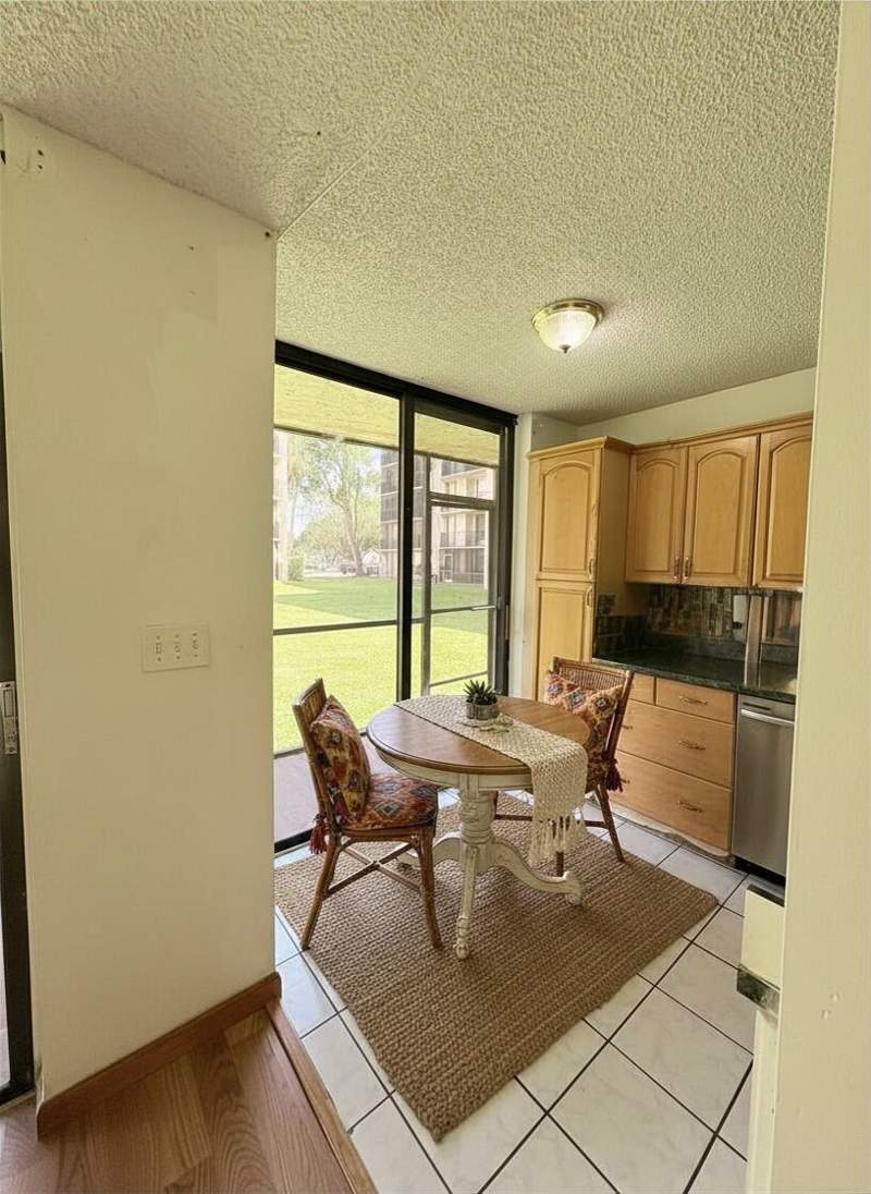 2 bedroom Condominium at 3590 Blue Lake Drive #104, Blue Lake Apts Condo, Pompano Beach — photo 4