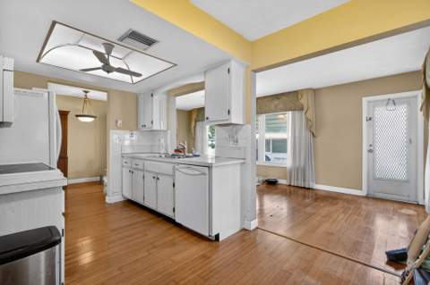 1104 W Ocean Avenue, Boynton Beach FL - photo 21 of 37