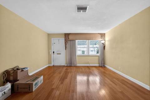 1104 W Ocean Avenue, Boynton Beach FL - photo 9 of 37