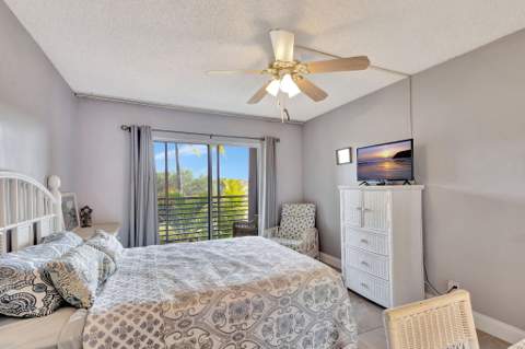 2812 Garden Drive #308, Lake Worth Beach FL - photo 12 of 39