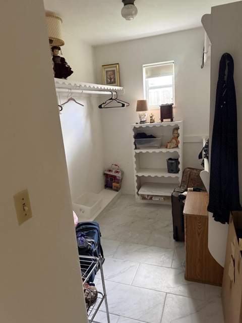 626 S Crescent Drive, Hollywood FL - photo 14 of 16