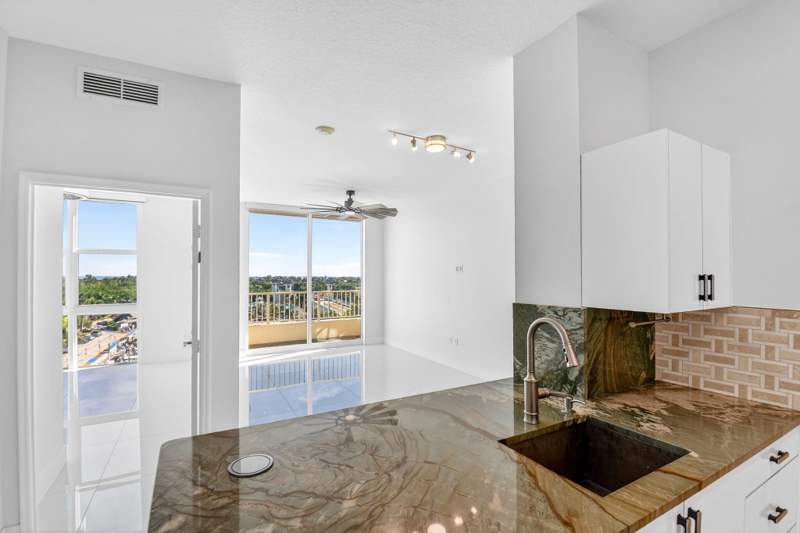 1 bedroom Condominium at 100 NE 6th Street #Ph 704, Marina Village At Boynton Beach Condo, Boynton Beach — photo 2