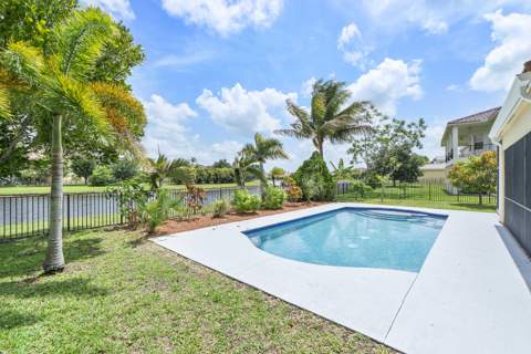 2392 Bellarosa Circle, Royal Palm Beach FL - photo 15 of 59