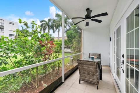 219 NE 14th Avenue #107, Hallandale Beach FL - photo 11 of 18