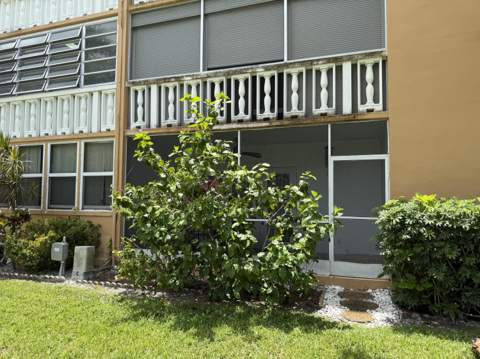 219 NE 14th Avenue #107, Hallandale Beach FL - photo 13 of 18