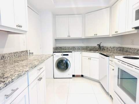 2000 Presidential Way #702, West Palm Beach FL - photo 6 of 23
