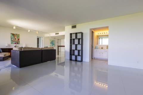 2000 Presidential Way #702, West Palm Beach FL - photo 14 of 23