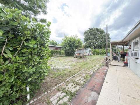 1185 Alto Road, Lake Worth FL - photo 12 of 15