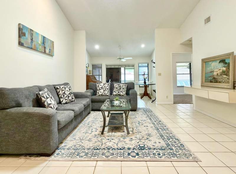 3 bedroom Villa at 10975 Dolphin Palm Court #B, Palm Chase Condo, Boynton Beach — photo 3