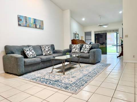 10975 Dolphin Palm Court #B, Boynton Beach FL - photo 11 of 53