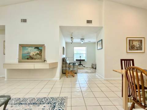 10975 Dolphin Palm Court #B, Boynton Beach FL - photo 20 of 53
