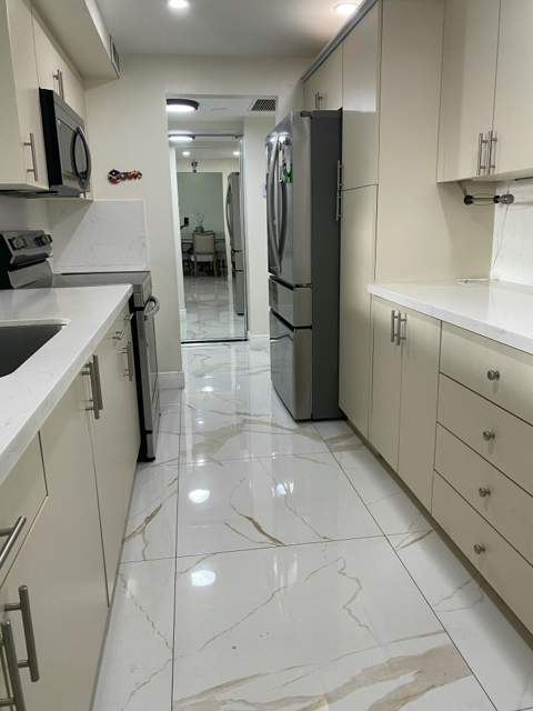 7001 Environ Boulevard #403, Lauderhill FL - photo 21 of 31