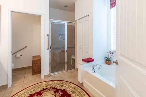 4376 NW Oakbrook Circle, Jensen Beach FL - photo 16 of 45